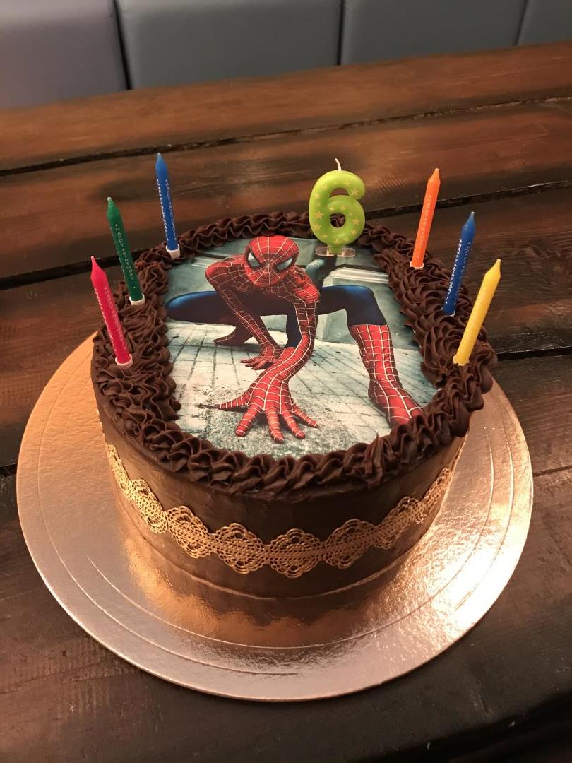 Торт человек-паук