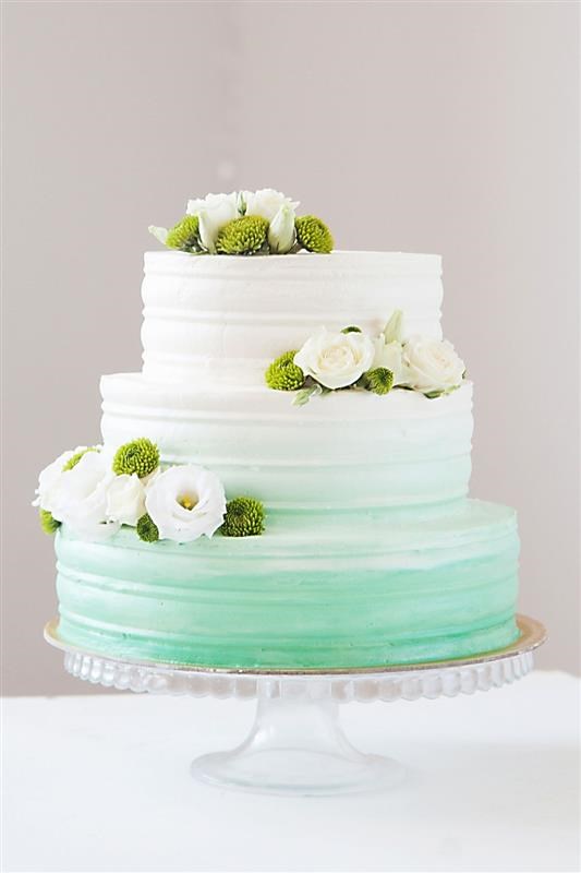 Свадебный торт зеленый омбре