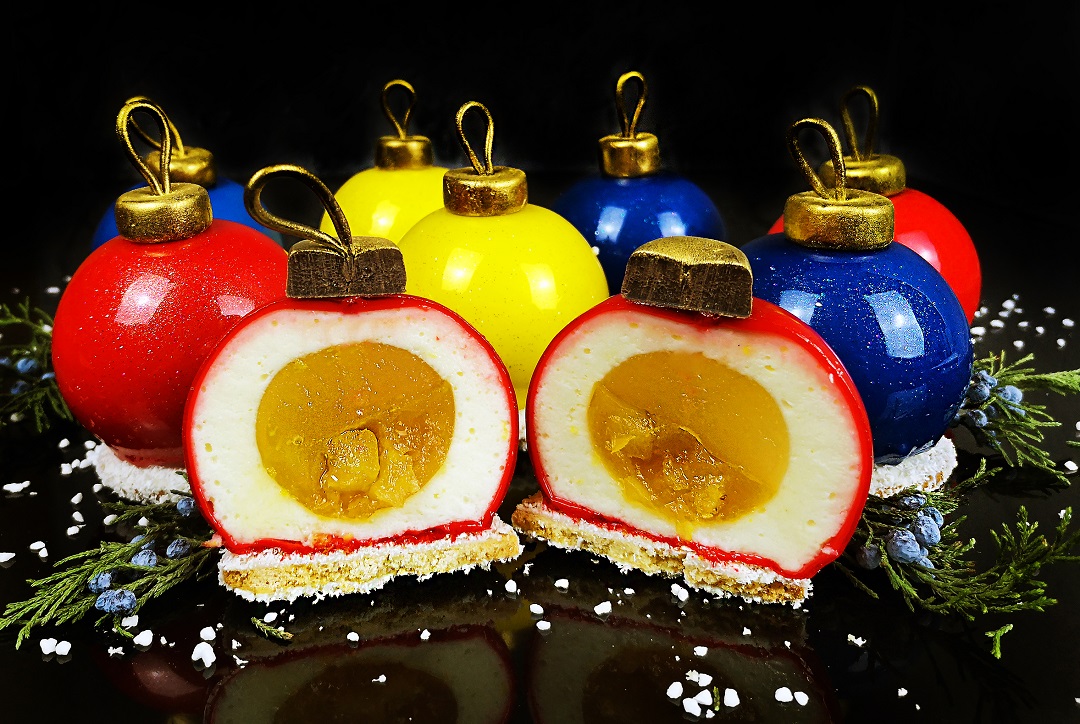 Муссовый десерт "Новогодние шары"