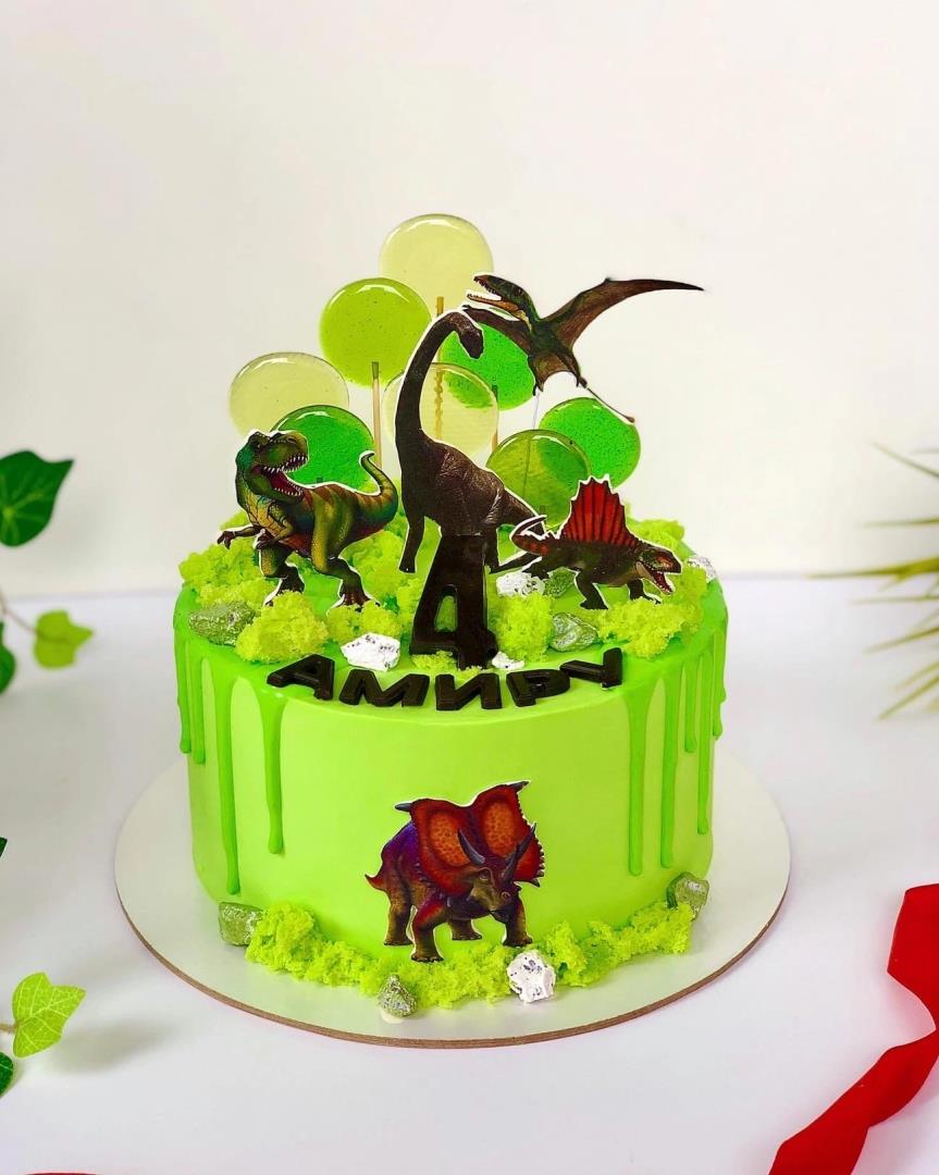 Торт  с динозаврами
