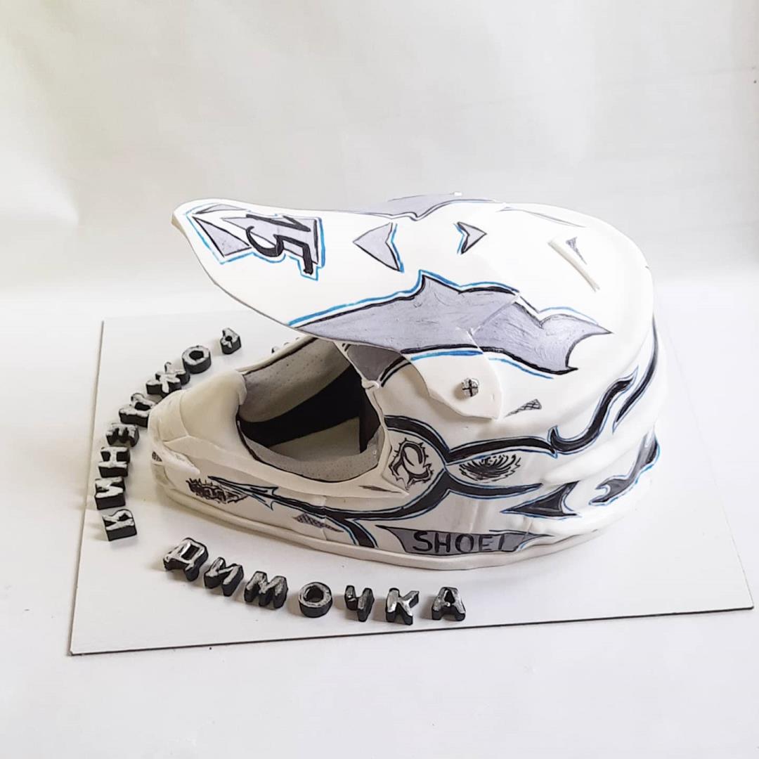 3D  торт шлем мотоциклиста