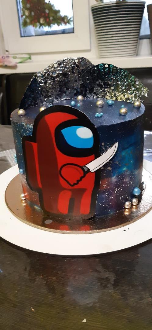 Торт космический