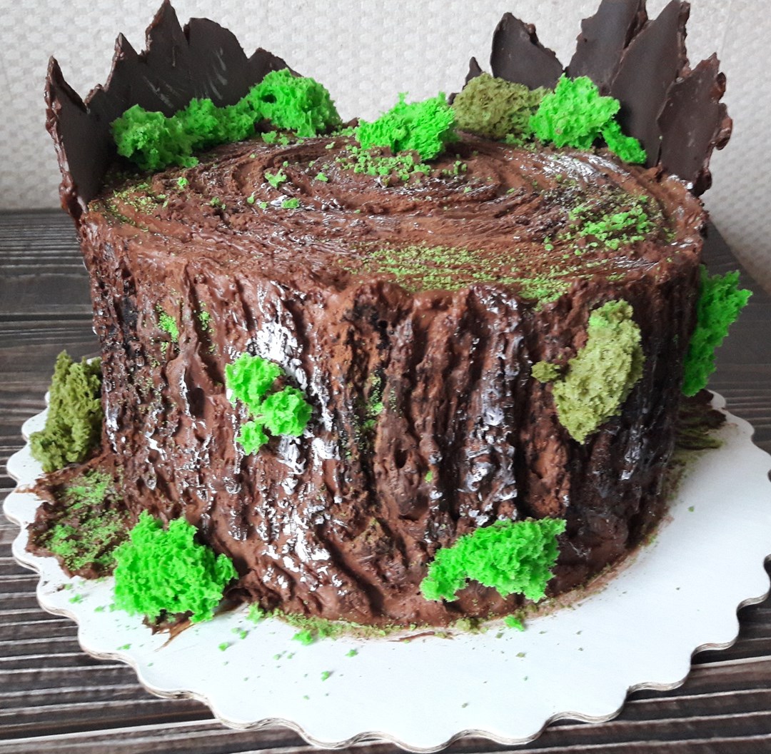 Шоколадный торт трухлявый пень
