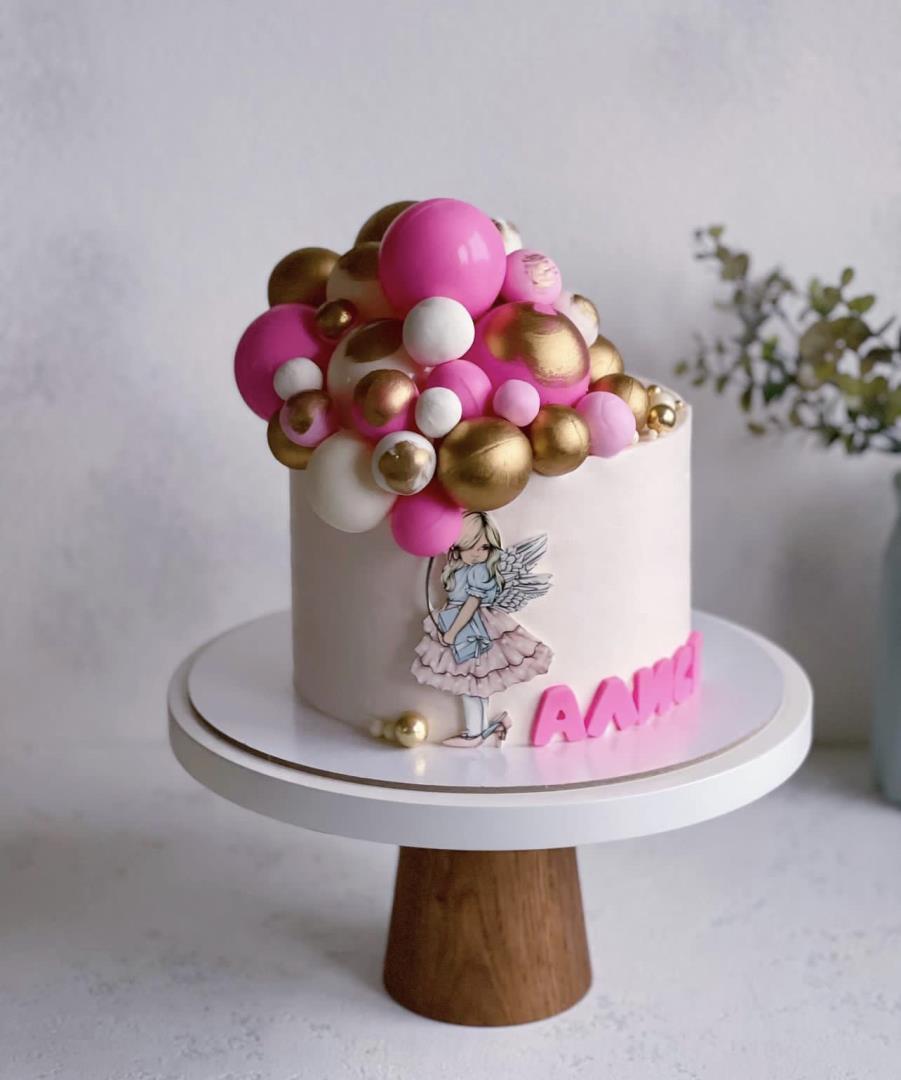 Торт с шарами для девочки